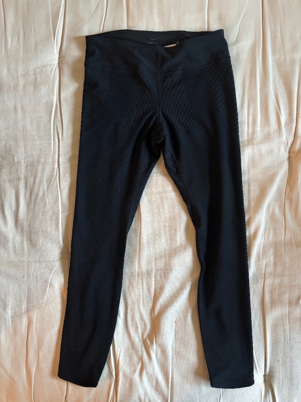 Nike Texture/Ribbed Mid-Rise Running Tights - Women’s M NWOT